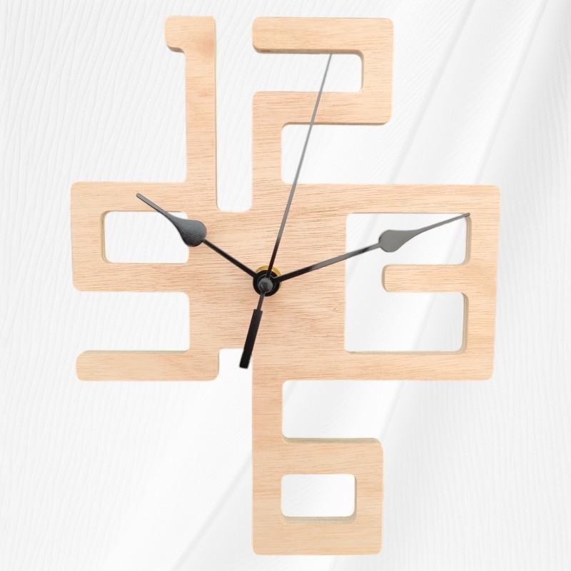 Ajoutez une touche de design unique et original à votre intérieur avec notre horloge murale en bois.