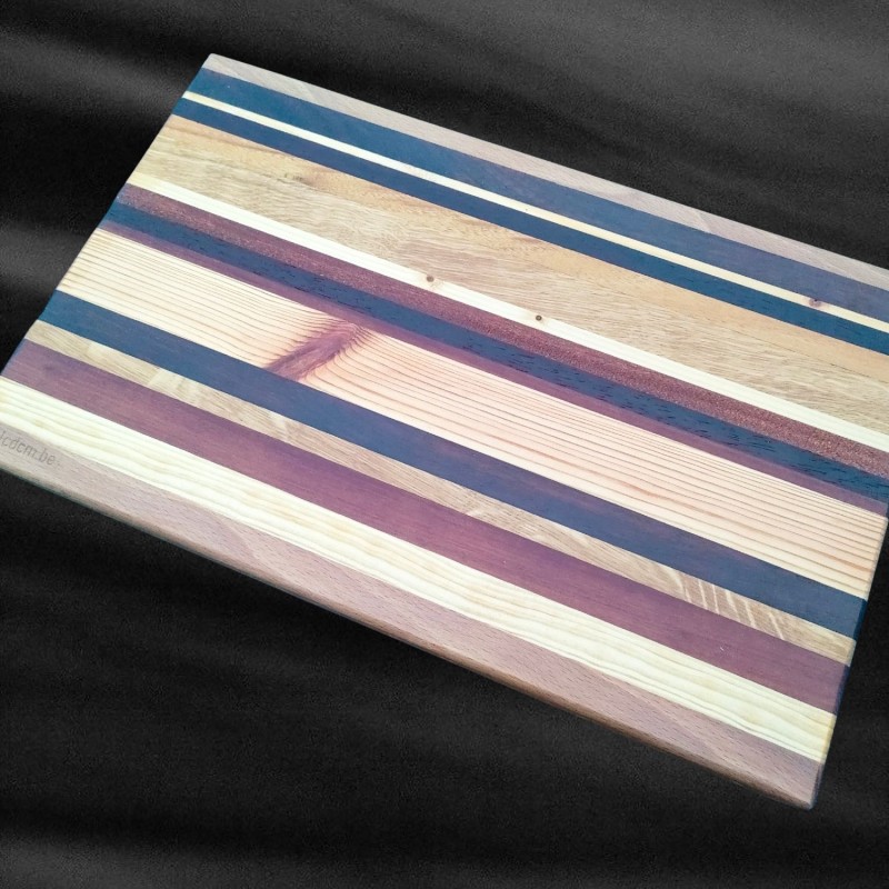 Planche a découper ou de présentation PL2408